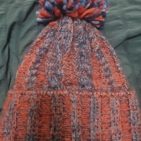 NWT Free People Movement Beanie - Picture 3 of 4